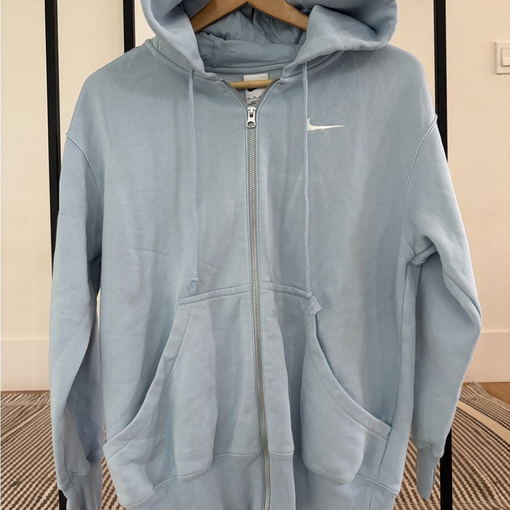 Nike Women's zip up hoodie - Picture 2 of 5